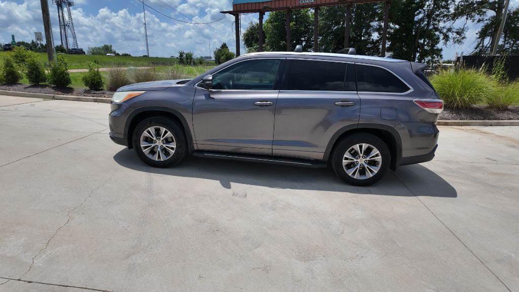 2014 Toyota Highlander XLE - Photo 9