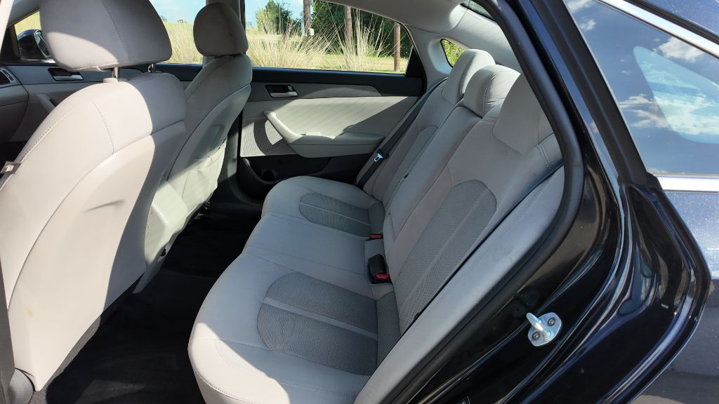 2018 Hyundai Sonata SE - Photo 8