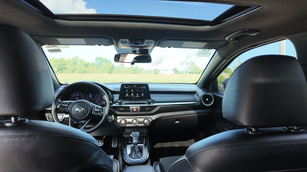 2021 Kia Forte GT-Line - Photo 13