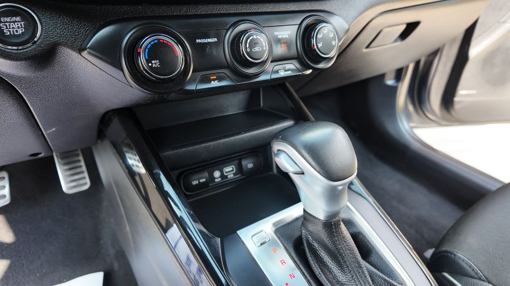 2021 Kia Forte GT-Line - Photo 10