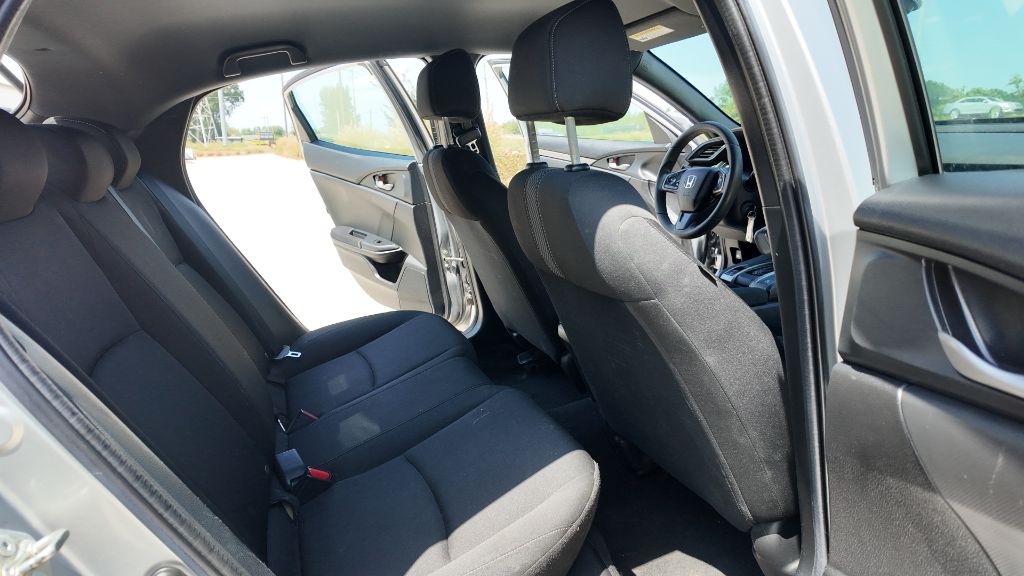 2020 Honda Civic Hatchback LX - Photo 7